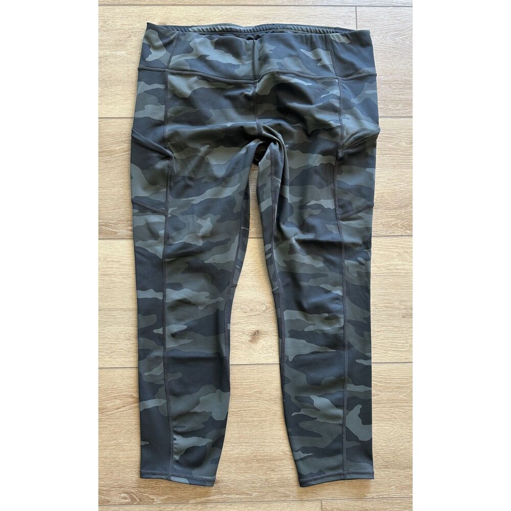 Athleta Women's Camo Leggings High Rise Size XL Green/Brown EUC!